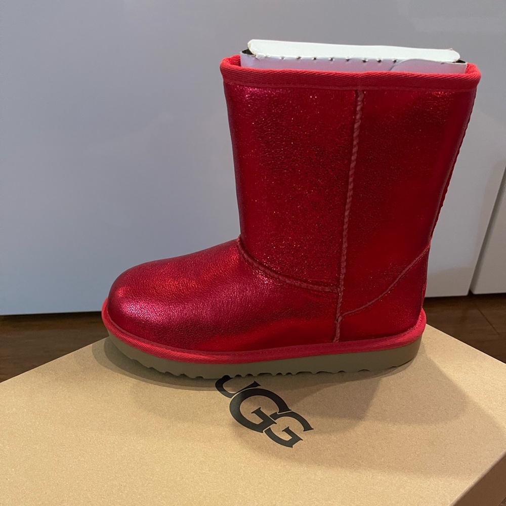 Brand new! Ugg kids